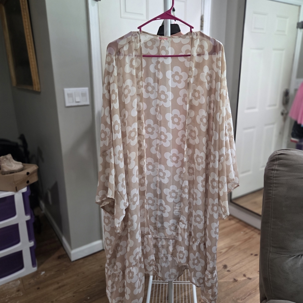 Stella Tweed Cream and Tan Shrug with Fringe